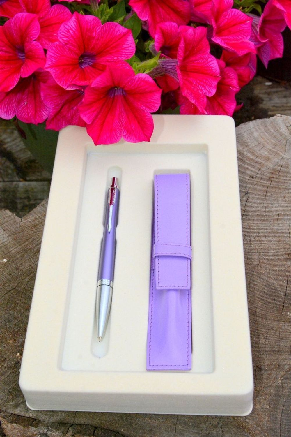 Zestaw Prezentowy Parker Długopis Urban Fioletowy GT i skórzane etui do długopisu 2093381✓  Prezent dla nauczyciela✓ Długopis Parker z dedykacją (2).JPG